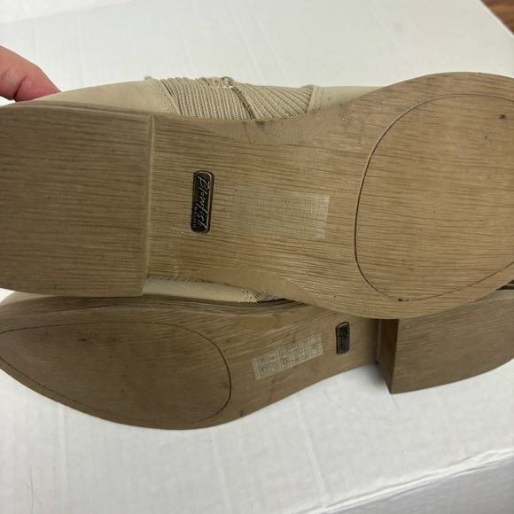 Blowfish tan sueded ankle boots with braided strap accents-Woman’s 8.5 - Picture 9 of 11